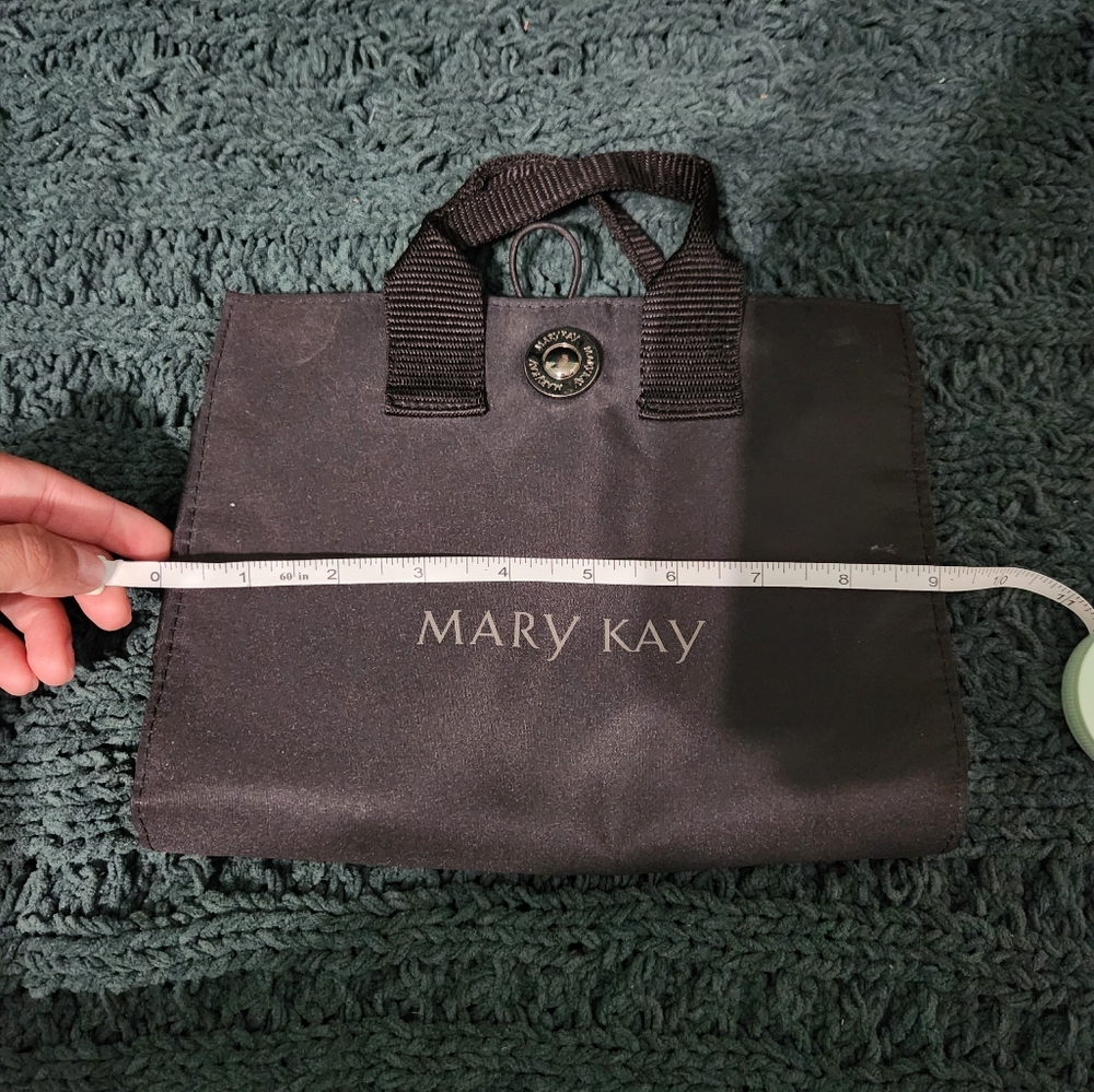 Mary Kay Black Cosmetic Bag - Picture 6 of 7